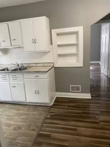 Main picture of 5024 S 3rd St