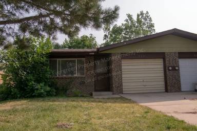 Main picture of 3001 Sumac St