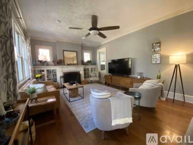 Main picture of 1423 Raeford Rd
