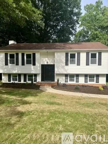Main picture of 1335 Lynndale Dr