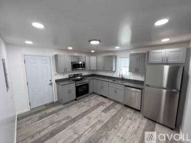 Main picture of 109 Perrin Ave