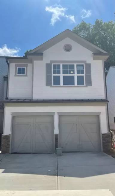 Main picture of 5950 Lyon St