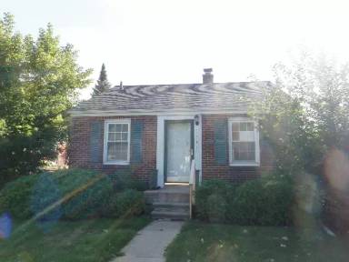 Main picture of 19304 Elkhart St