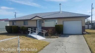 Main picture of 4297 Moon Dr NE