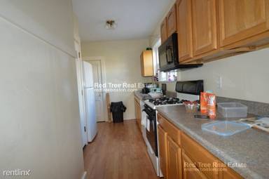Main picture of 209 Chestnut Hill Ave