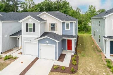 Main picture of 518 Eastwood St