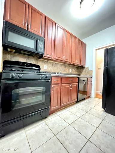Main picture of 46 Vroom St