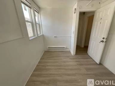 Main picture of 4547 19th Ave NE