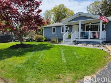 Main picture of 36 Edgewood Dr