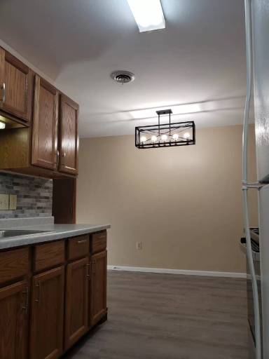 Main picture of 550 Waterloo Rd