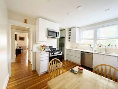 Main picture of 33 Carver Rd