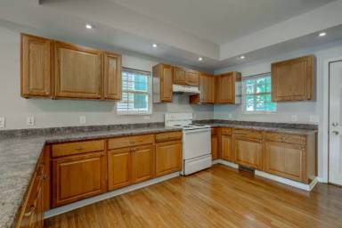 Main picture of 3206 Pillsbury Ave S