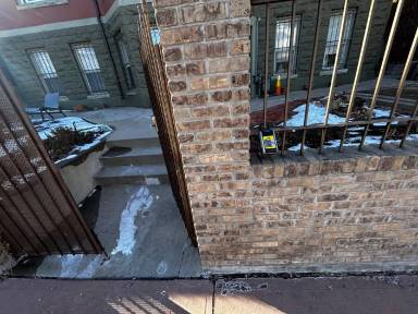 Main picture of 1357 N Downing St