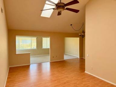 Main picture of 6213 Village 6
