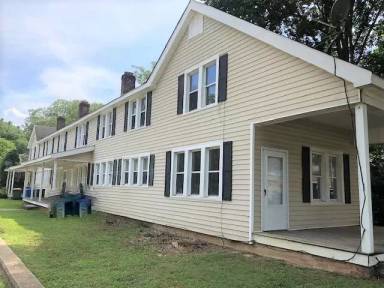 Main picture of 212 S 3rd St
