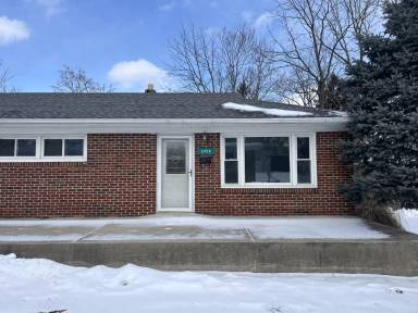 Main picture of 2403 Bellevue Pl