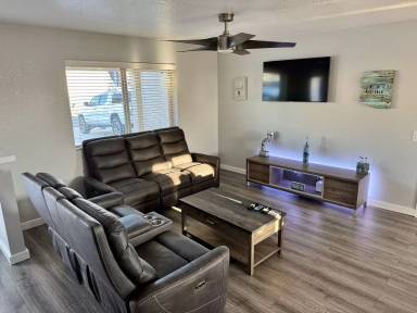 Main picture of 905 Mohican Dr