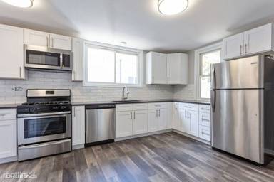 Main picture of 2418 W 36th St