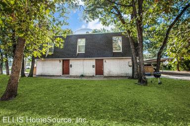 Main picture of 101 Highland Park Ct