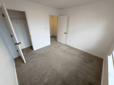 Main picture of 2812 Church St