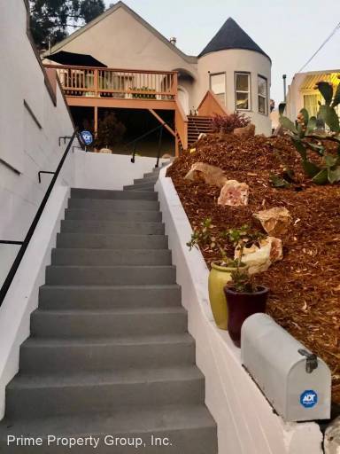 Main picture of 6616 Outlook Ave