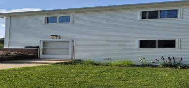 Main picture of 530 E High Ave