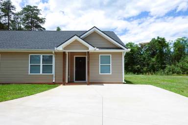 Main picture of 1006B Martin Dr