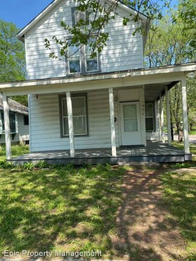 Main picture of 1936 SW Clay St