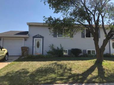 Main picture of 6215 72nd St