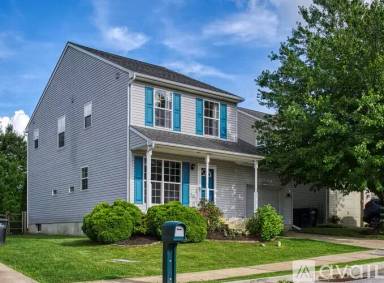 Main picture of 120 Marquis Dr