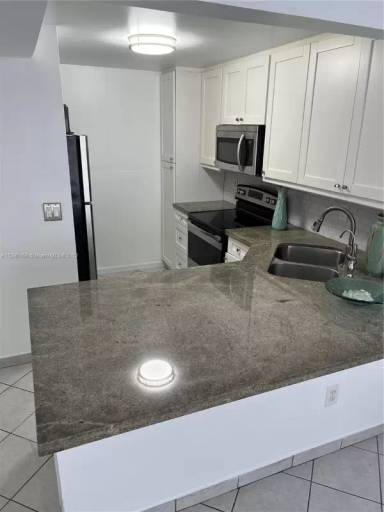 Main picture of 15322 Sunset Dr