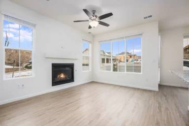 Main picture of 23703 E Ida Pl