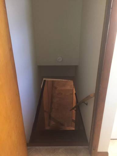 Main picture of 92 Garr Ave