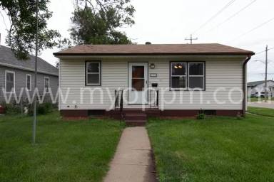 Main picture of 1700 Avenue G