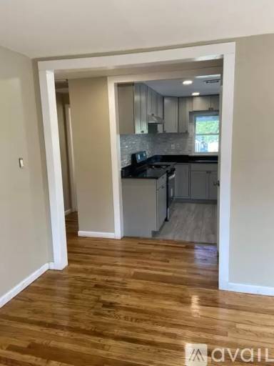 Main picture of 6 Rosehill Pl