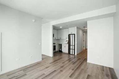 Main picture of 68 E Wacker Pl