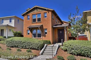 Main picture of 1648 Moonbeam Ln