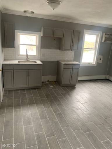 Main picture of 34 Meadow Ave