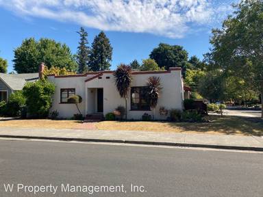Main picture of 1036 Benton St