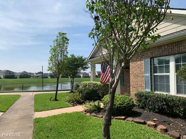 Main picture of 6203 Settlers Lake Cir E