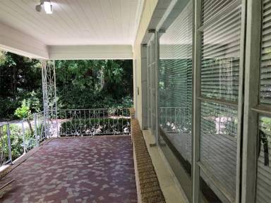 Main picture of 722 Stiles Ave