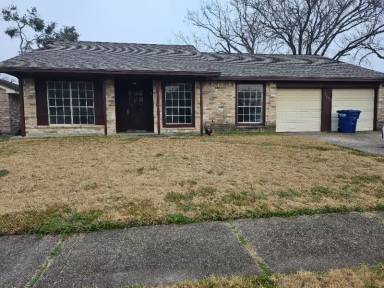 Main picture of 7210 Seminole St