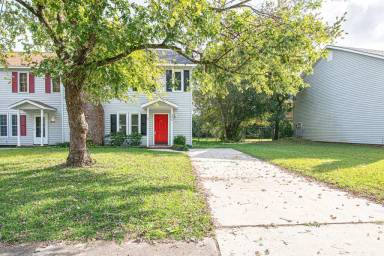 Main picture of 340 W Frances St