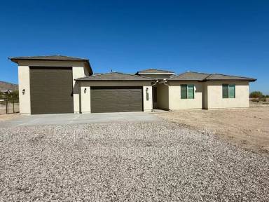 Main picture of 20288 W Wolf St