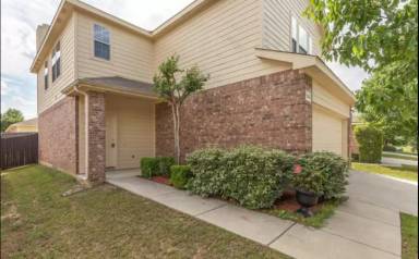 Main picture of 2728 Mountain Lion Dr