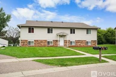Main picture of 16947 Garcia Way W