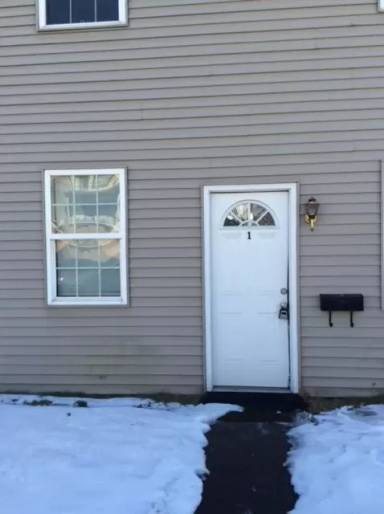 Main picture of 950 West Walnut Street