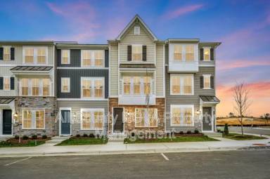 Main picture of 9403 Pacific Elm St