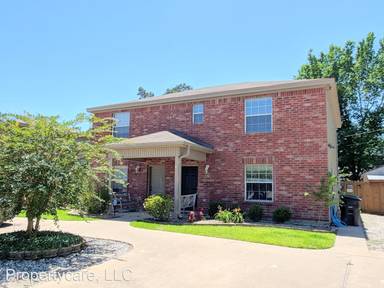 Main picture of 24015 Strong Pine Dr