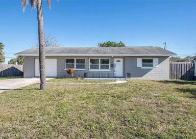 Main picture of 3701 66th Way N